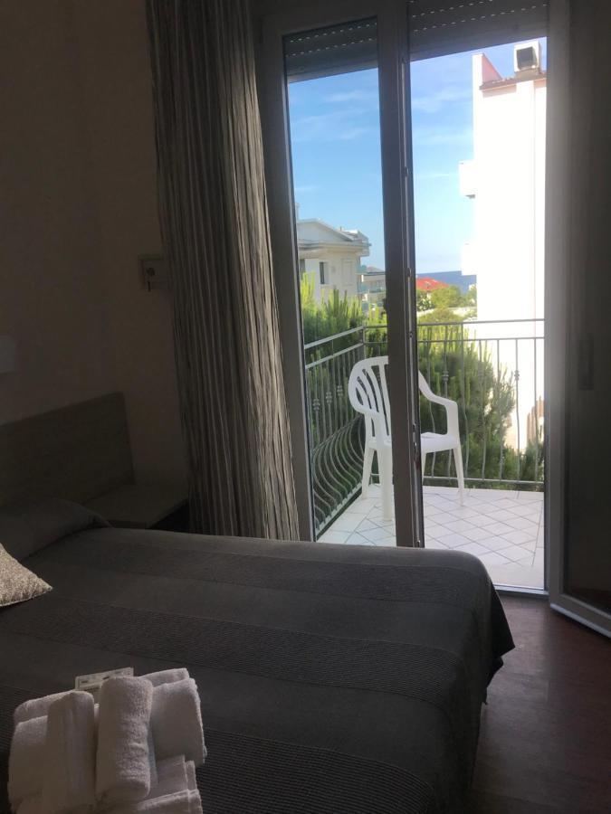 Hotel Augustus ميلانو ماريتيما المظهر الخارجي الصورة